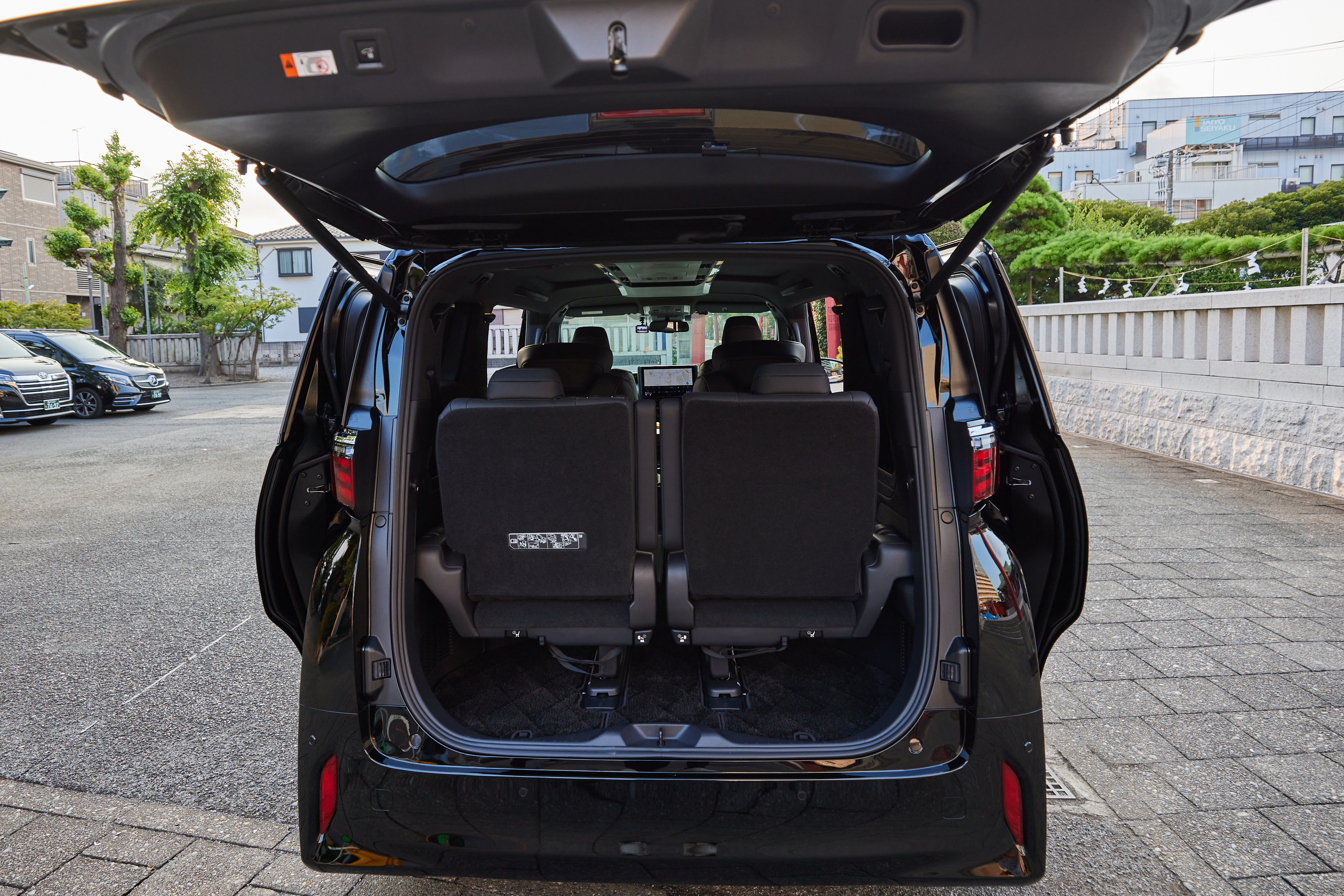 アルファード内装3