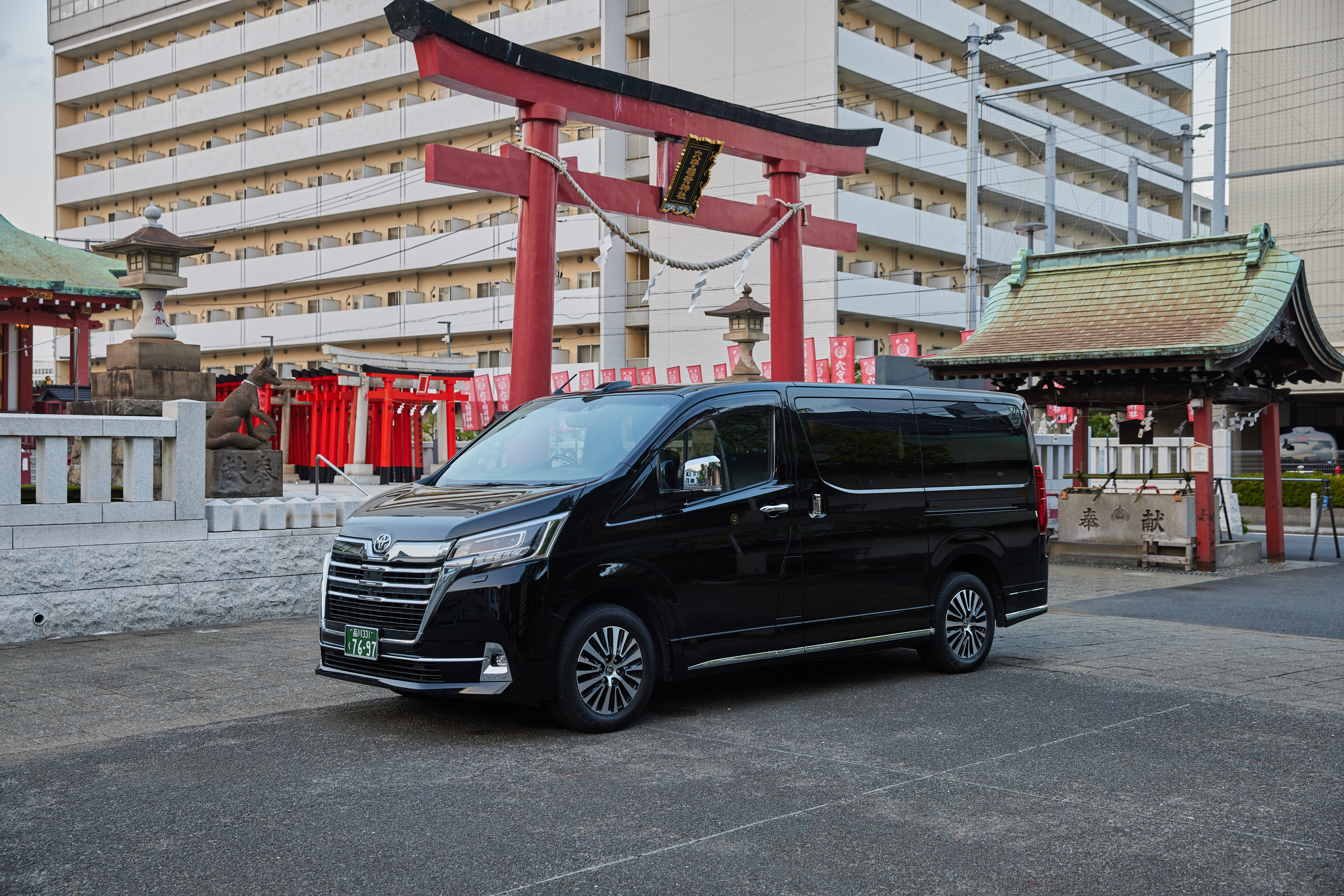 グランエース内装1